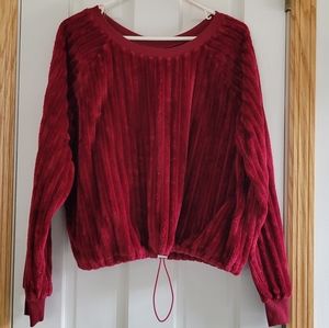 Synching Cropped Red Sweater